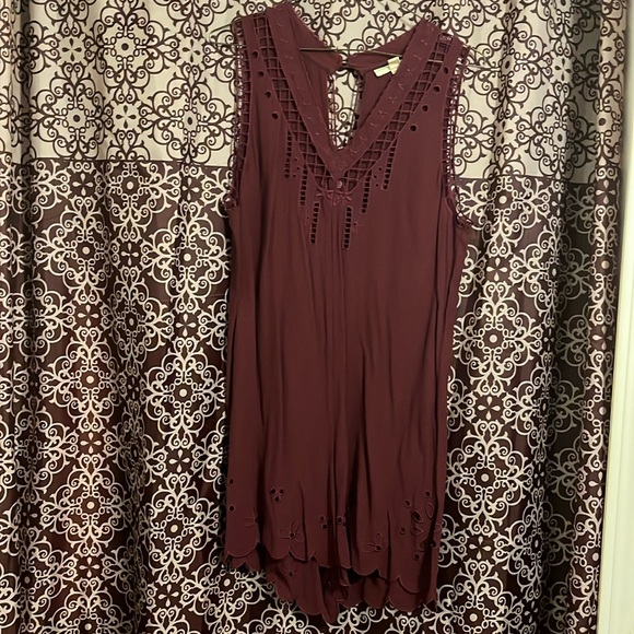 Urban Outfitters Staring at Stars maroon romper - Picture 1 of 3